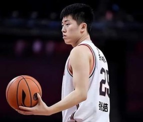 广东输球暴露致命短板！两大水货锋线合计6中1，杜锋冲冠或成空谈