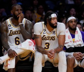 kaiyun.com-詹姆斯前队友内心焦急：湖人的阵容搭配存在大问题