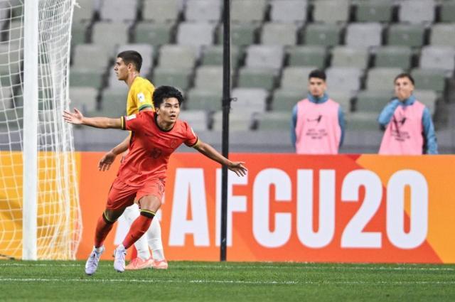 1740149592173032829.jpg 67b48bc58ebcd.jpg